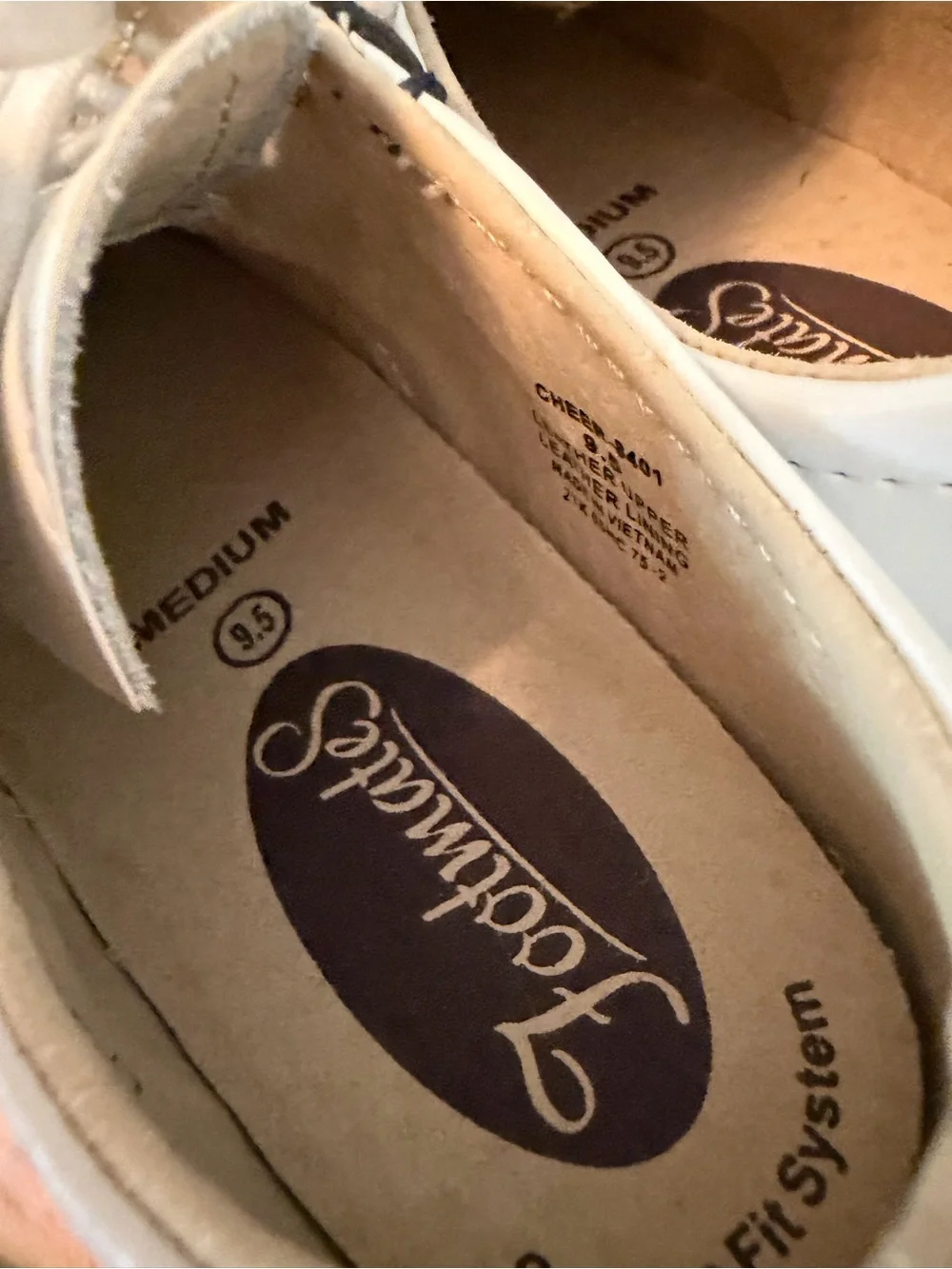 Footmates Two-Tone Saddle Shoes in White and Navy